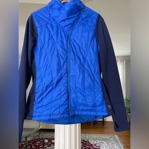 Avalanche women’s two tone blue vest with removable sleeves size large zipper up